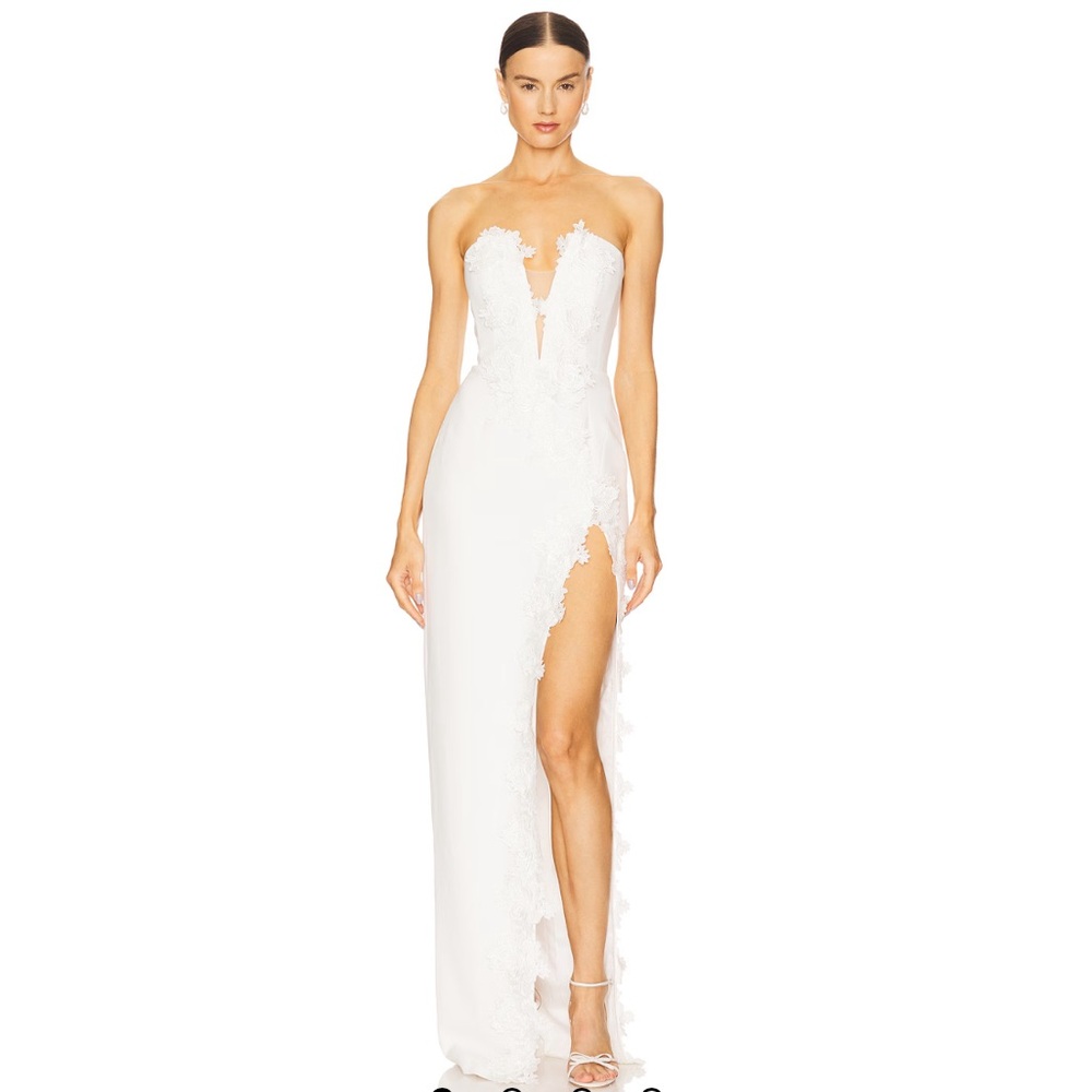 Elegant Strapless Sau Lee Florence White Gown